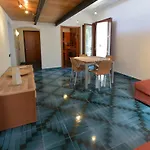 La Casa Della Ceramica Apartment *